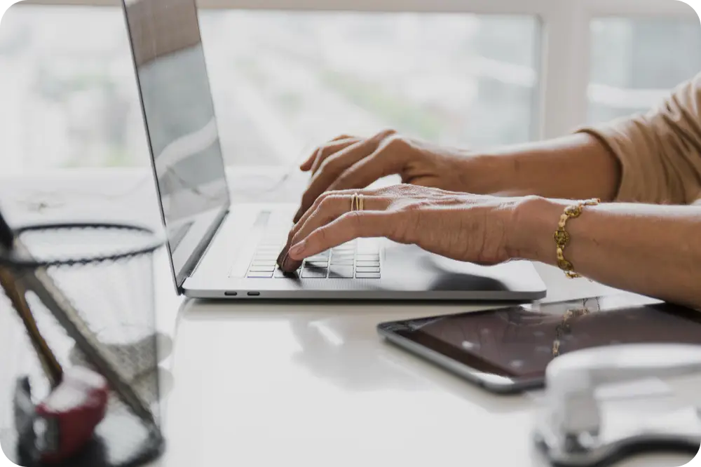 Das Digitale-Dienste-Gesetz: Impressum und Datenschutzerklärung aktualisieren?